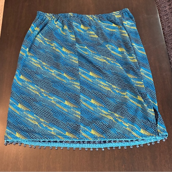 Blue, Black and Chartreuse dot Maternity Mini Skirt with beaded hem - Picture 5 of 11